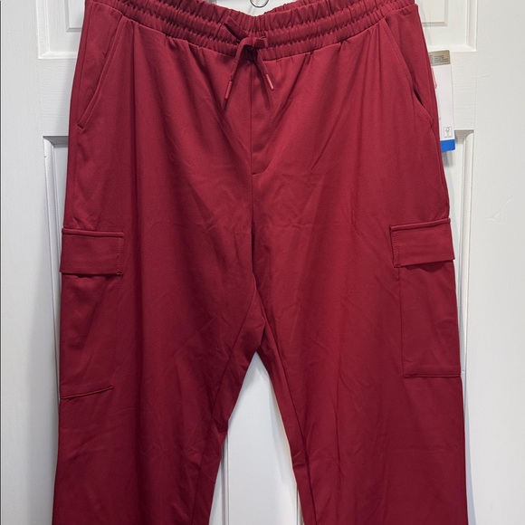 Mondetta cargo pocket straight leg pull on pants - Picture 2 of 13